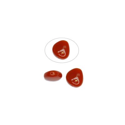 Vidrio Checo Triangulo Chunky Carnelian 18x17mm. Venta por 24 Unidades