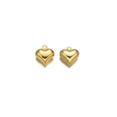Dije Charm Latón 15mm Corazon Hueco Dorado AAA e-coating C3657. Venta por Unidad
