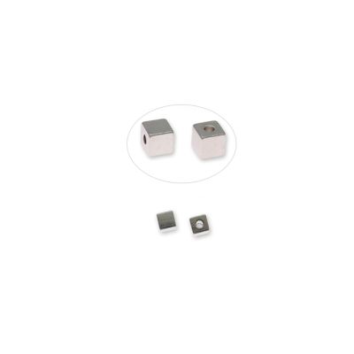 Separador Niquelado Cubo C816 5mm Venta por 12 Unidades