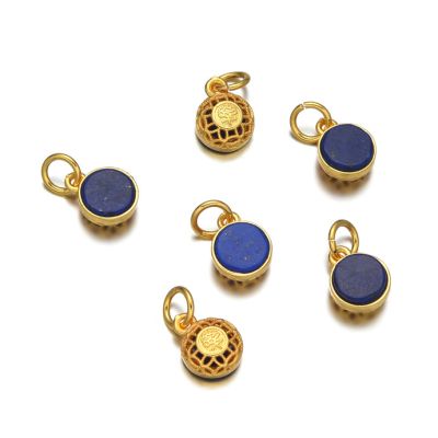 Dije Charm 10mm Lapislazuli Latón Dorado. Venta por Unidad