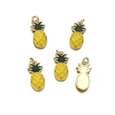Dije Latón Dorado Charm 12mm Piña Esmalte de resina AAA e-coating. Venta por Unidad