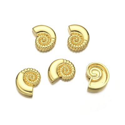 Dije Latón Dorado Charm pasante 14mm Caracol Ammonita. Venta por Unidad