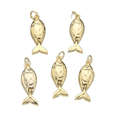 Dije Latón Dorado Charm 12mm Pez Liso Movimiento. Venta por Unidad