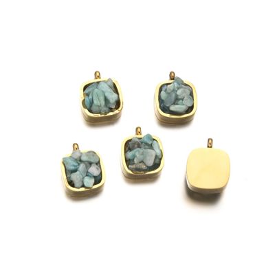Dije Latón Dorado Charm 10mm Cuadrado Chips Amazonita. Venta por Unidad