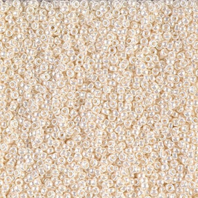 Miyuki Rocaille Mostacilla N.15 Marfil Beige Ceylon (#592).