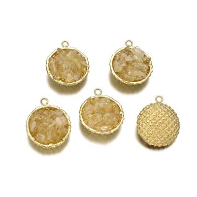 Pendiente Dije 20mm Chips Cuarzo Citrino Base Dorada. Venta por Unidad