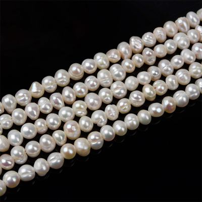 Perla Cultivada Potato Irregular Blanca AB 4-5mm. Sarta por 35cm