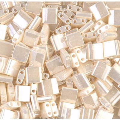 Miyuki Tila 5x5mm Cultura Marfil perlado (TL592)